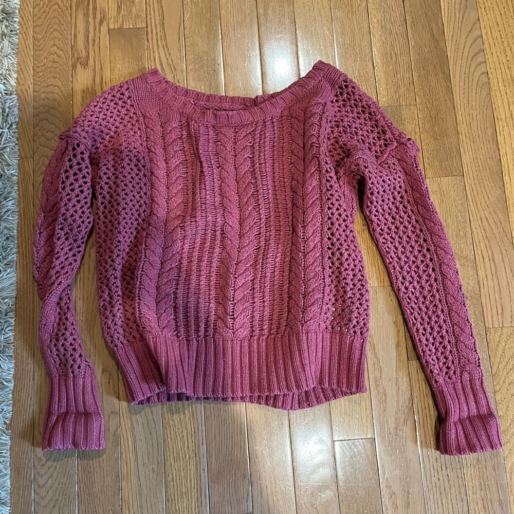 American Eagle sweater